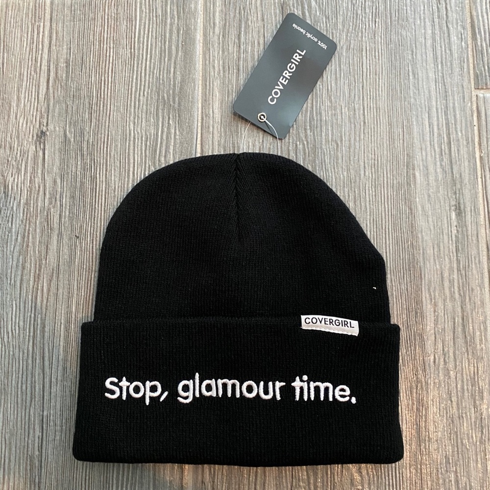 stop, glamour time beanie NWT